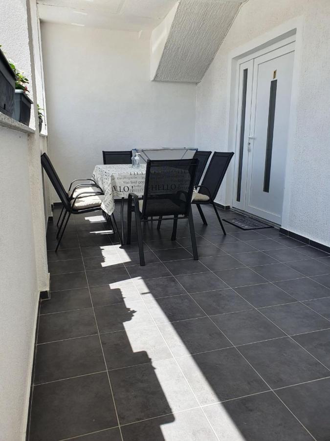 Apartments Nemcic 2 Hoek van Holland Ngoại thất bức ảnh