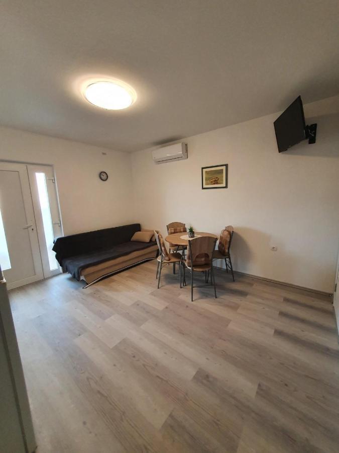 Apartments Nemcic 2 Hoek van Holland Ngoại thất bức ảnh